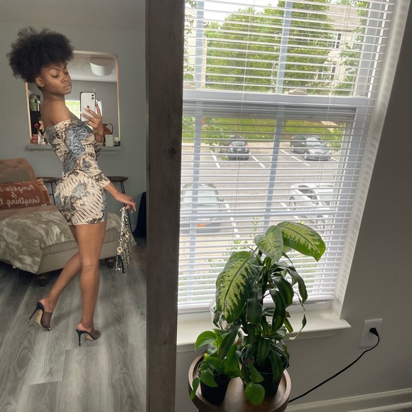 Animal Print Offshoulder Mini Dress - Picture 4 of 10